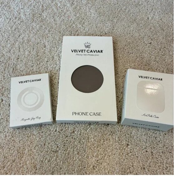 NEW Velvet Caviar Cashmere Taupe Airpods Case Holder - Picture 6 of 6